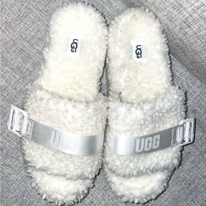 NEW UGG WOMEN'S FLUFFITA SLIPPER